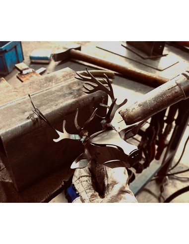FIGURA CIERVO DE FORJA